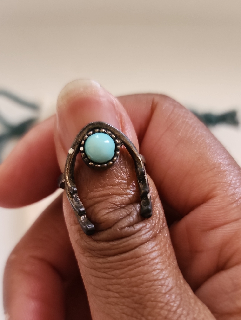 Vintage Turquoise Stone Pendant & 2 Ring Jewelry Set Silver Tone - Picture 4 of 12